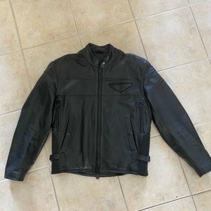 Harley Davidson leather riding jacket sz M